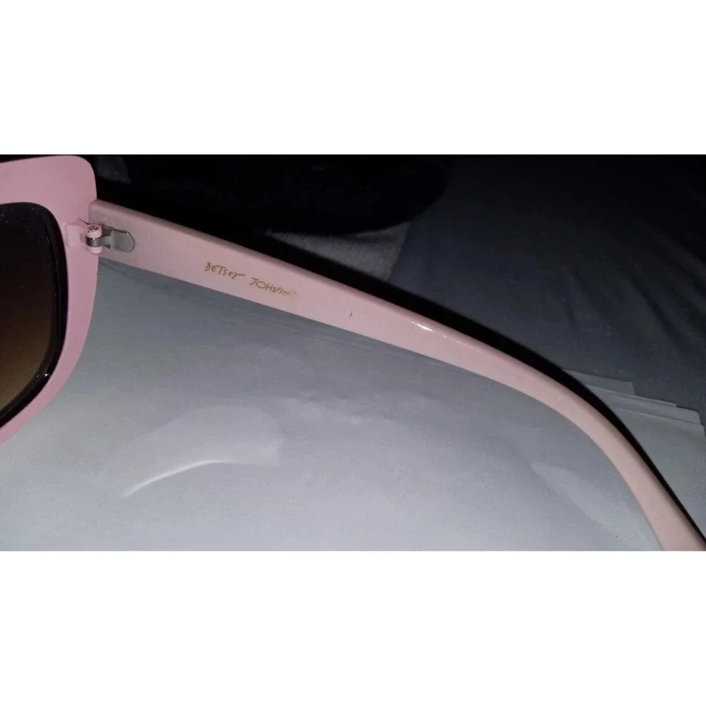 Betsey Johnson Leopard Tortoise Shell Sunglasses Brown Lens Animal Print